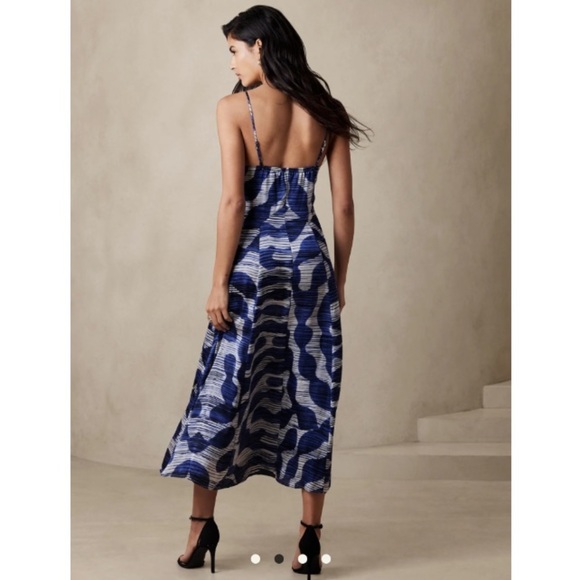 Banana Republic - Satin Bandeau Maxi Dress - Picture 3 of 9